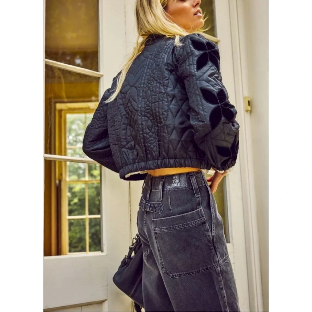 NWT FREE PEOPLE Quinn Quilted Jacket / Black Floral Bomber Satin - Picture 2 of 10